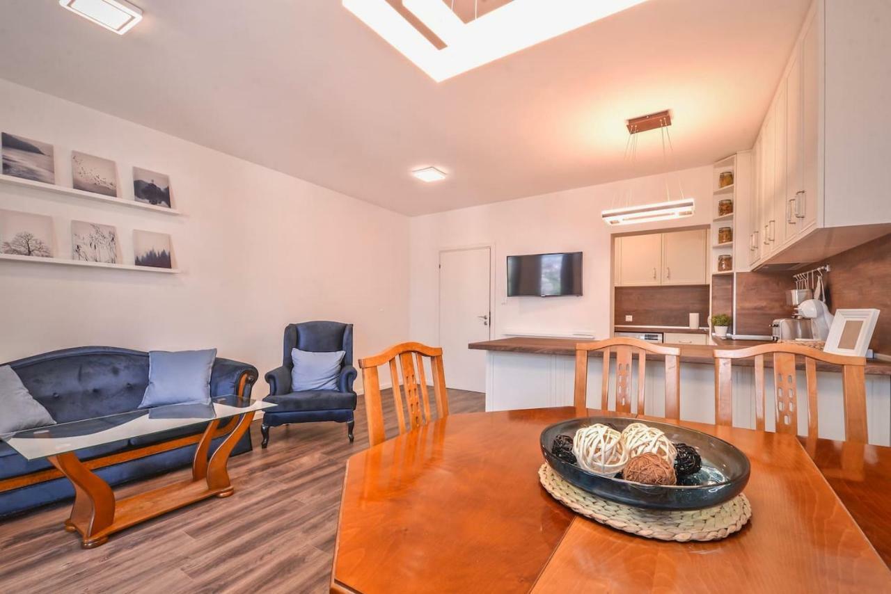 South Park, Vitosha View, 2-Bdr, 2-Bthr Apartment By Flat Mаnager Sofia Eksteriør bilde